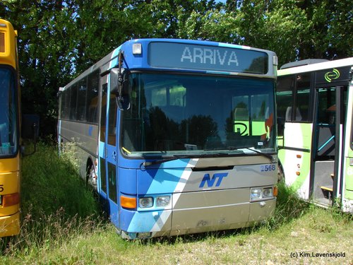 Volvo B10M-60 Vest