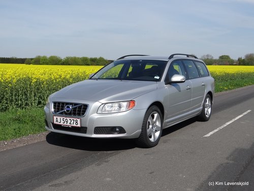 2010' Volvo V70 2,5T (MY11)