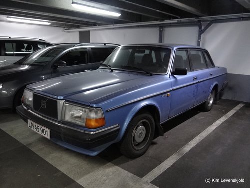 1985' Volvo 240 GL
