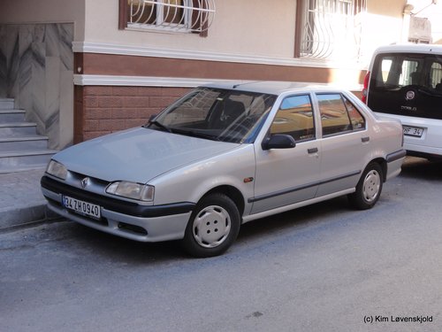 Renault 19