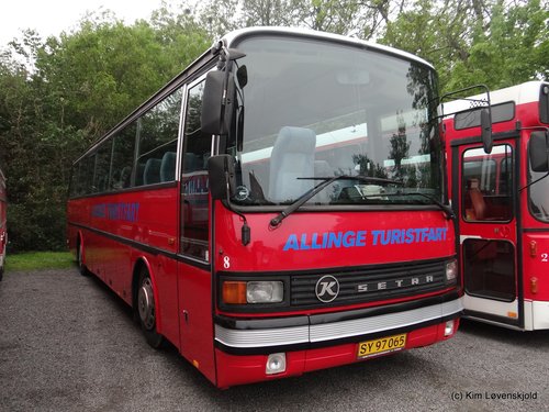 1989' Setra S215HR