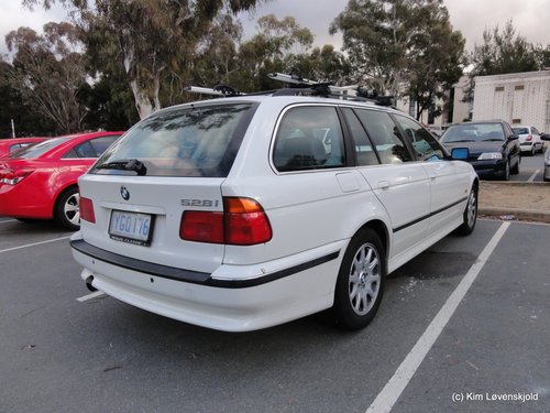 BMW 528i