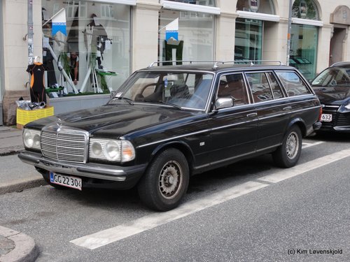 1982' Mercedes 300 TD