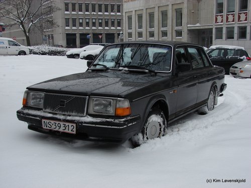 1989' Volvo 240GL
