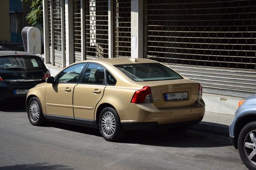 Volvo S40