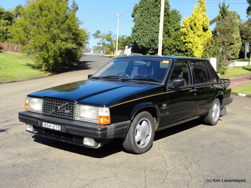 1987' Volvo 740 TIC