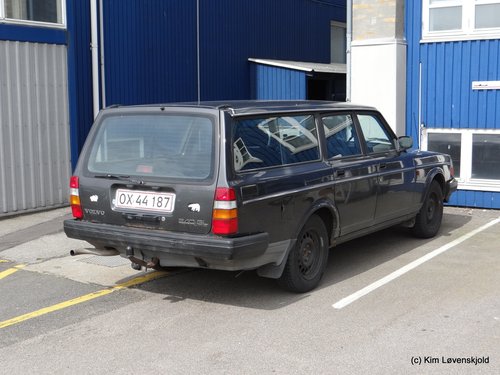 1992' Volvo 240GL (MY93)