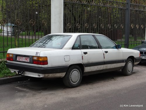 Audi 100