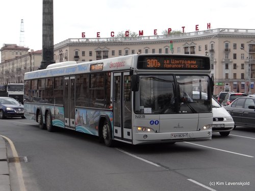 MAZ 107