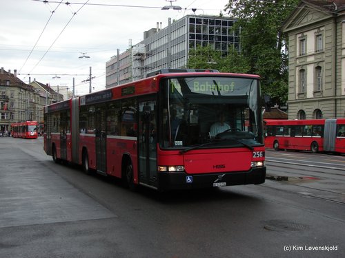 2002' Volvo B7LA Hess
