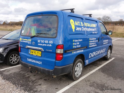 2012' Toyota Hiace 2,5 D4D Van
