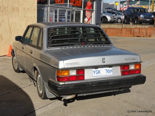 1989' Volvo 240 GL