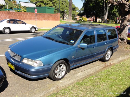 1999' Volvo V70