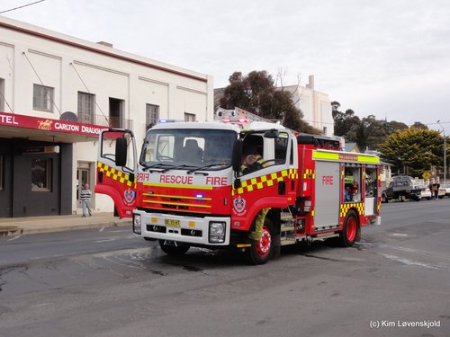 2009' Isuzu FTR900L
