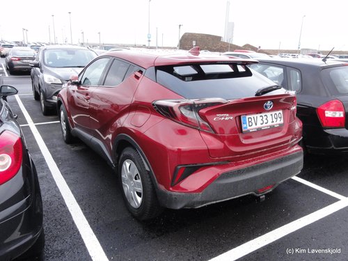2017' Toyota C-HR Hybrid