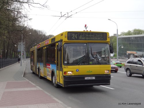 MAZ 105