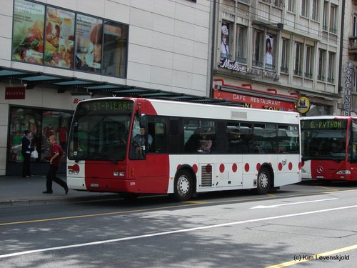 Van Hool A308