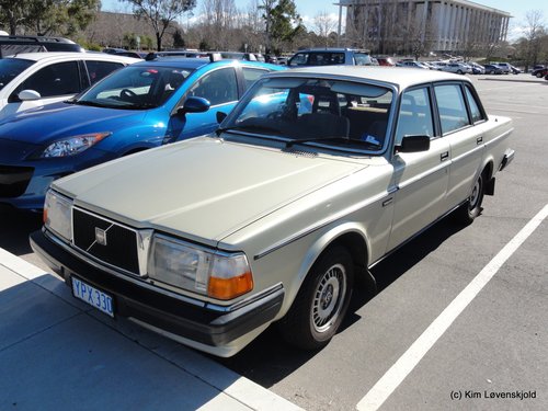 Volvo 240 GL