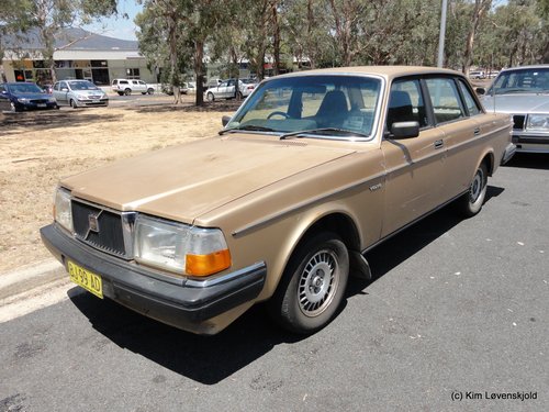 Volvo 240 GL