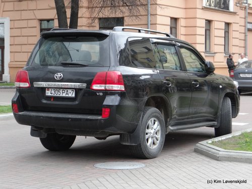 Toyota Land Cruiser V8