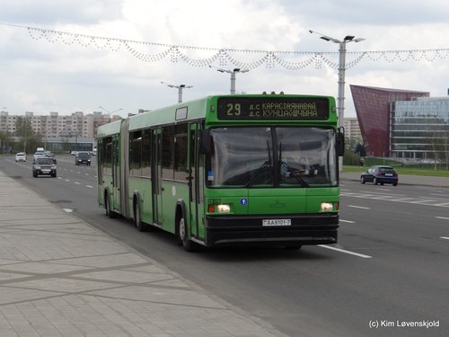MAZ 105