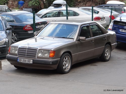 Mercedes W124