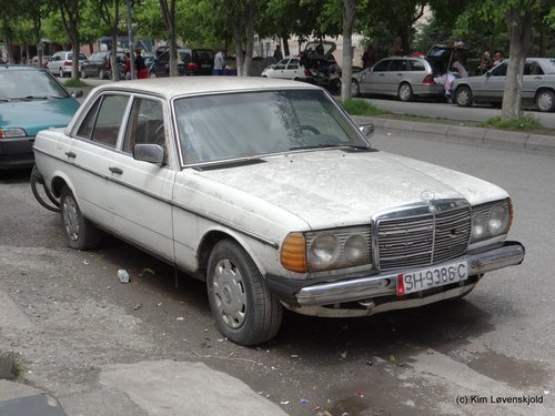 Mercedes W123