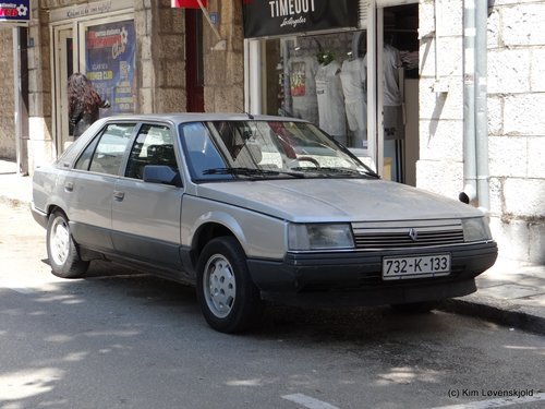 Renault 25