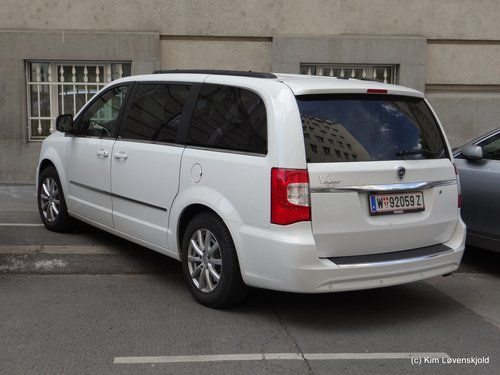 Lancia Voyager