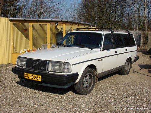 1987' Volvo 240 GL