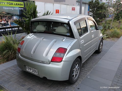 2000' Toyota Will