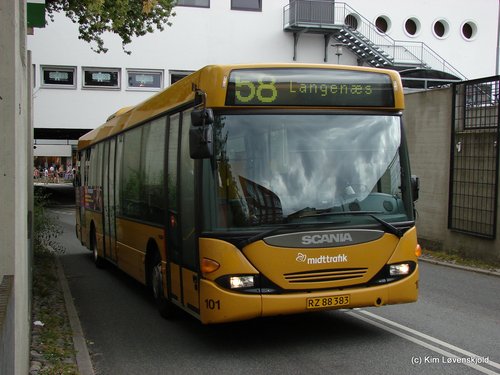2001' Scania CL94UB Omnilink