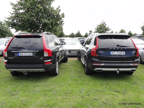 Old & new Volvo XC90