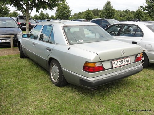 1990' Mercedes 300E