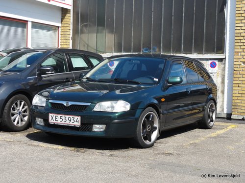 2000' Mazda 323F