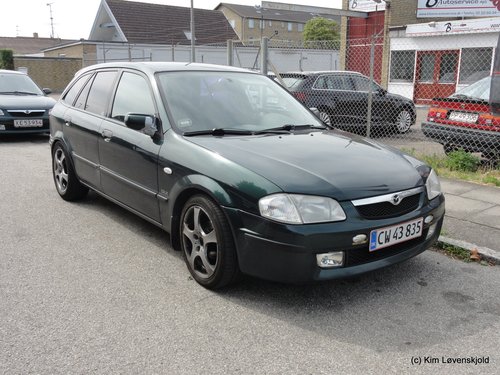 1998' Mazda 323F