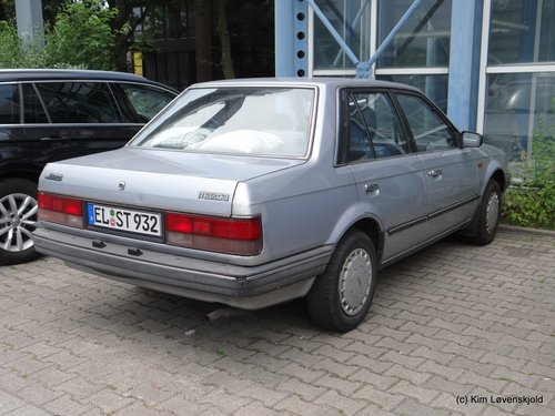 Mazda 323