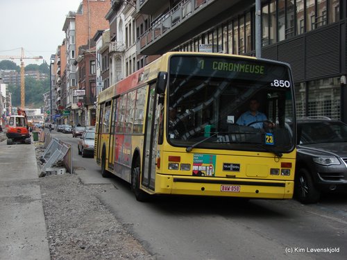 1999' Van Hool A320
