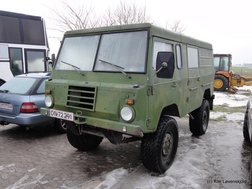 1975' Volvo C303