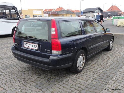 2003' Volvo V70 2,4 (MY04)