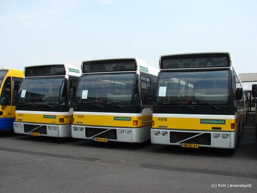 1994' Volvo B10M-55 Berkhof Duvedec & DAF SB220 (with Volvo arrows)