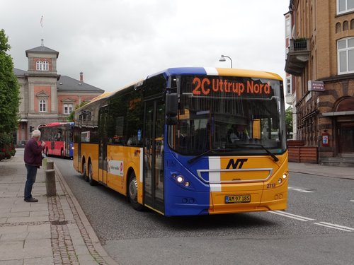 2014' Volvo 8900LE (B8RLE)