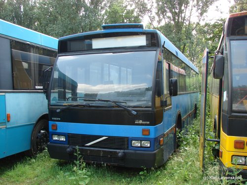 Volvo B10M Den Oudsten B88