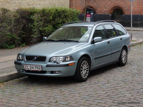 2003' Volvo V40