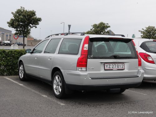2005' Volvo V70