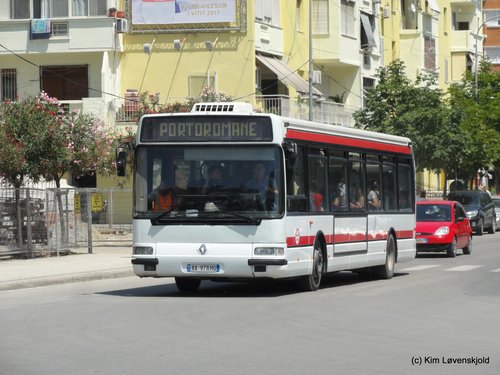 Renault Agora
