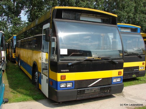 Volvo B10M Den Oudsten B88