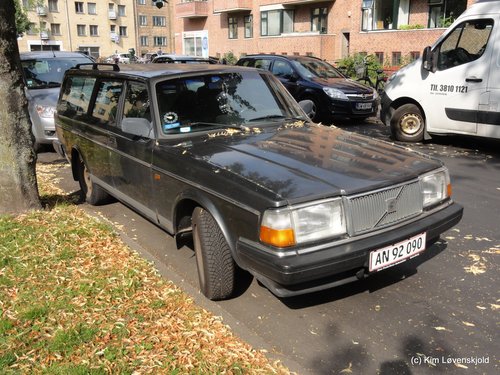 1993' Volvo 240 GL