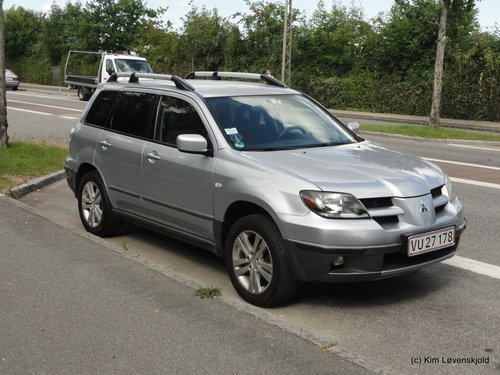 2004' Mitsubishi Outlander 2,4 Aut.