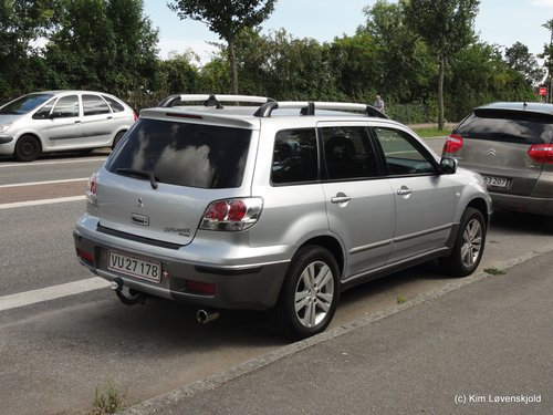 2004' Mitsubishi Outlander 2,4 Aut.